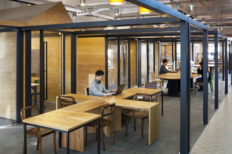Illustration for article titled Inside the 13 Coolest Offices of the Year